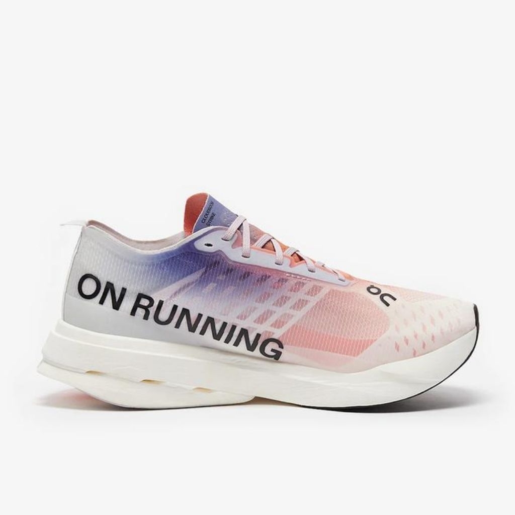 SEPATU RUNNING ON CLOUD BOOM STRIKE ORIGINAL