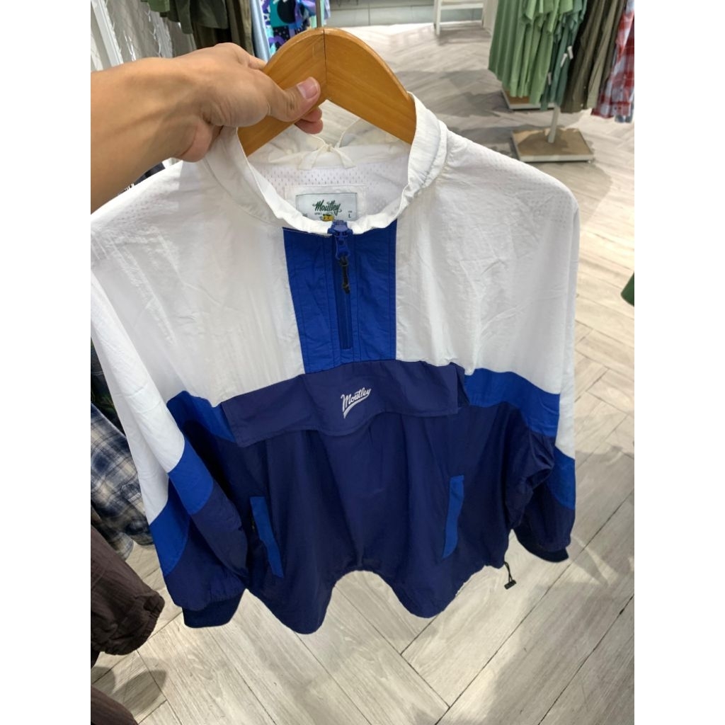jaket sporty moutley