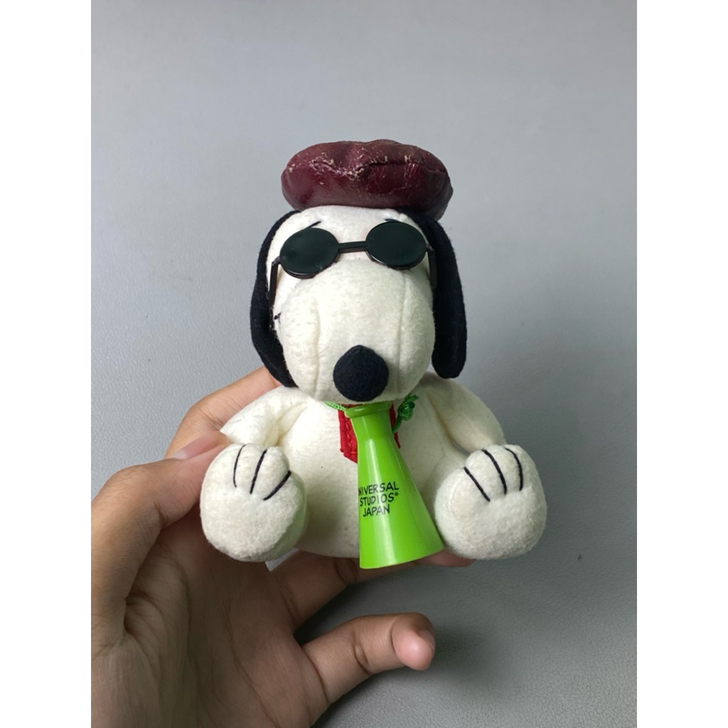 Snoopy keychain plushie | gantungan kunci snoopy