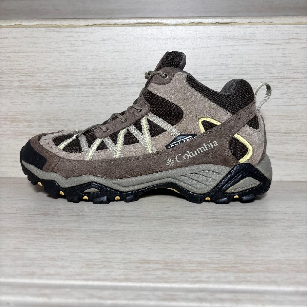 SEPATU OUTDOOR TREKKING HIKING COLUMBIA SECOND ORIGINAL  [ MURAH ]