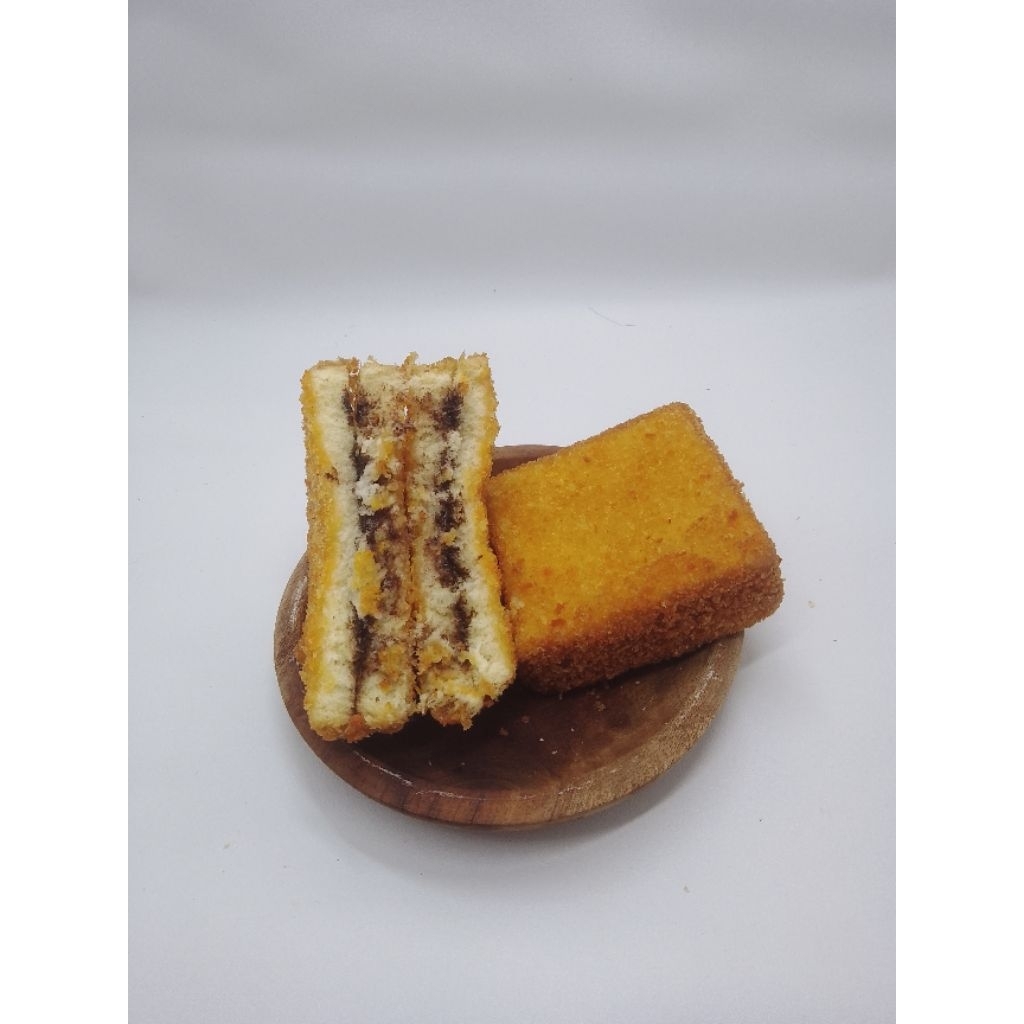 Roti goreng isi selai