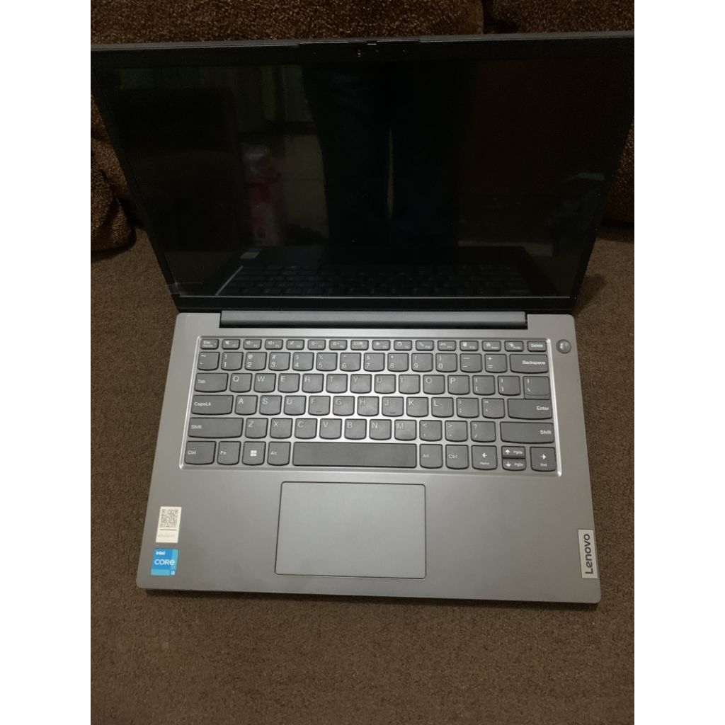 Laptop Lenovo V14