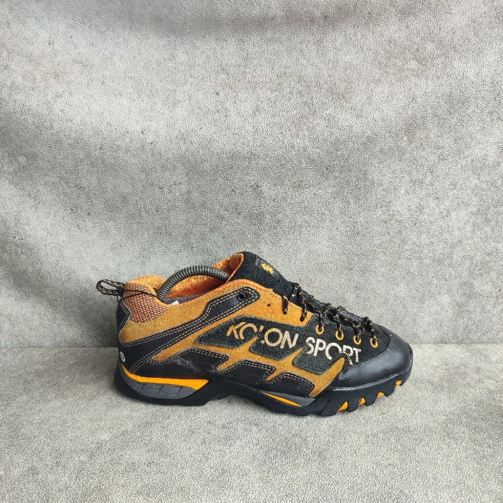 Sepatu Outdoor Kolon sport Size 42
