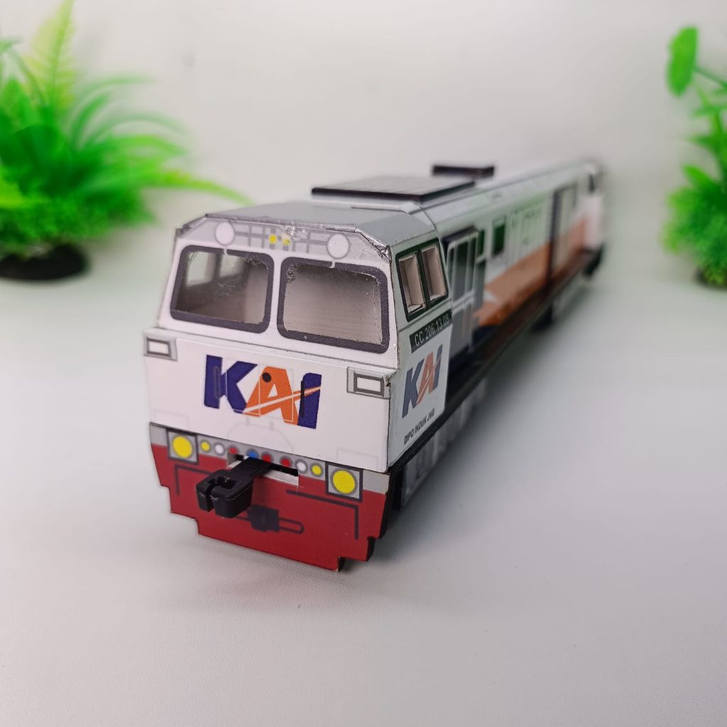 MINIATUR LOKOMOTIF CC 206 PUTIH ORANYE
