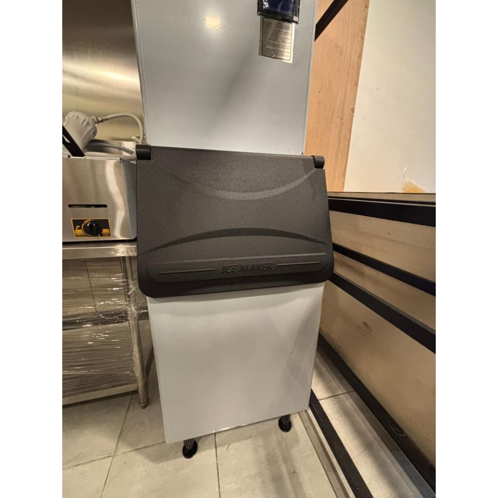 Ice cube maker Kapasitas 150kg/day