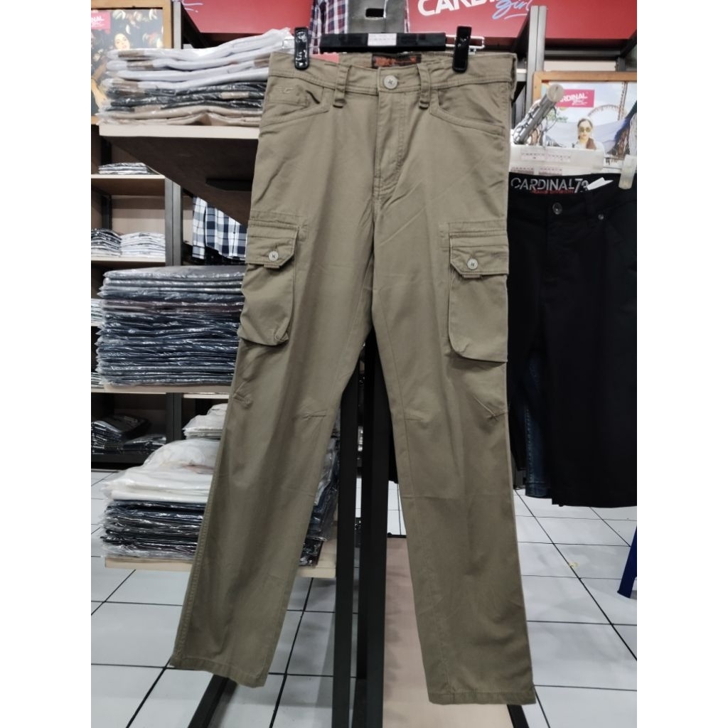 celana cargo panjang slimfit cardinal (EBGBI.00093k/B)