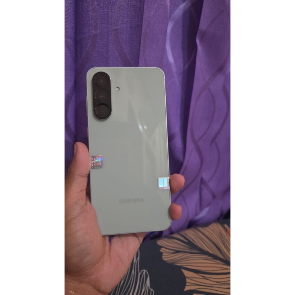 Samsung A56 5g 8/256 bypass