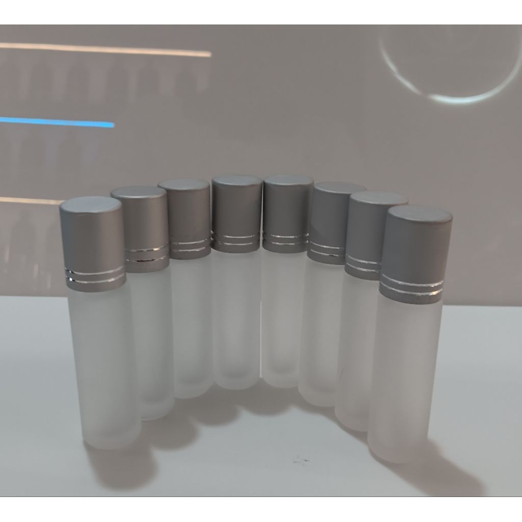 BOTOL PARFUM ROLL ON DOFF SILVER UKURAN 8ML