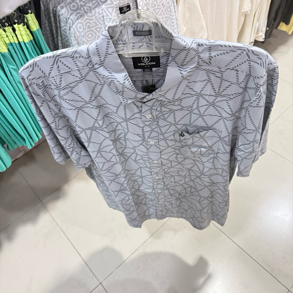 kemeja pria volcom original ernie short sleeve shirt light grey