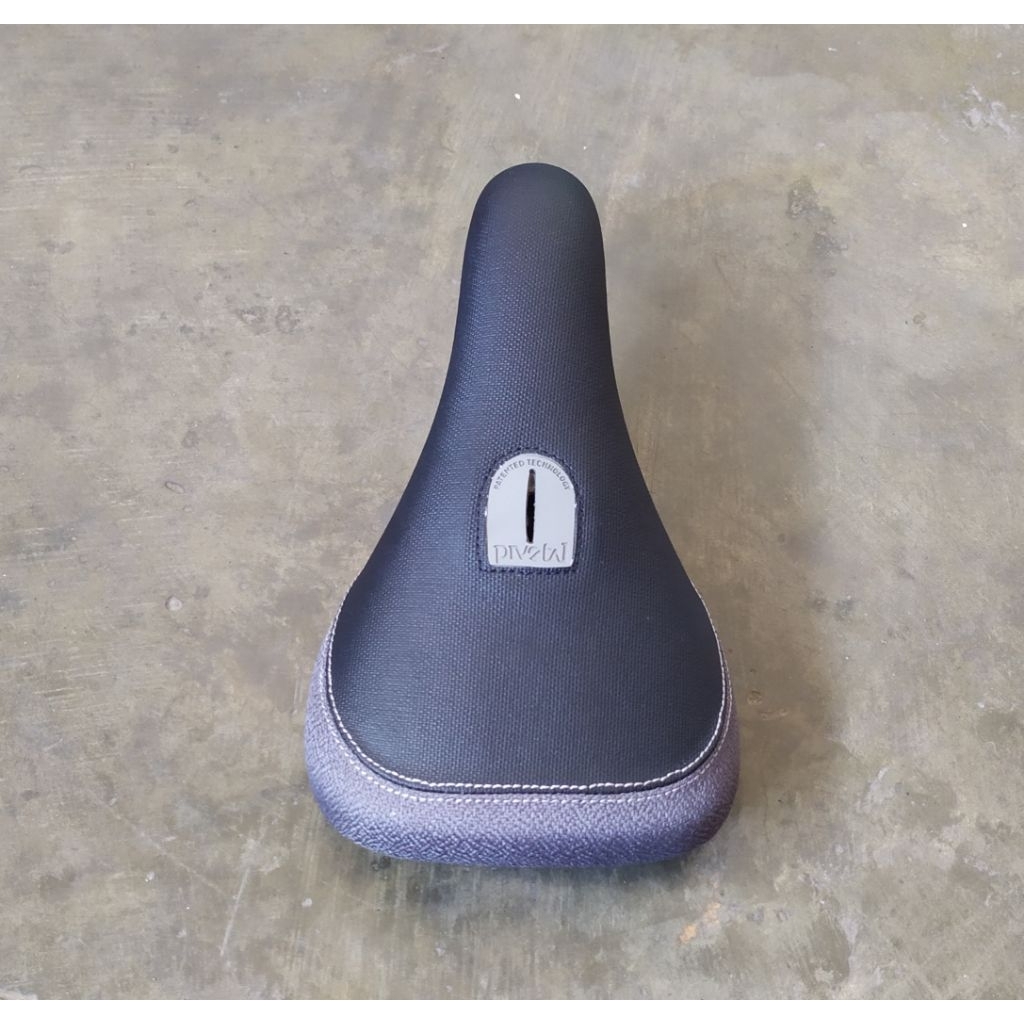 Seat sadel Pivotal sepeda bmx mtb