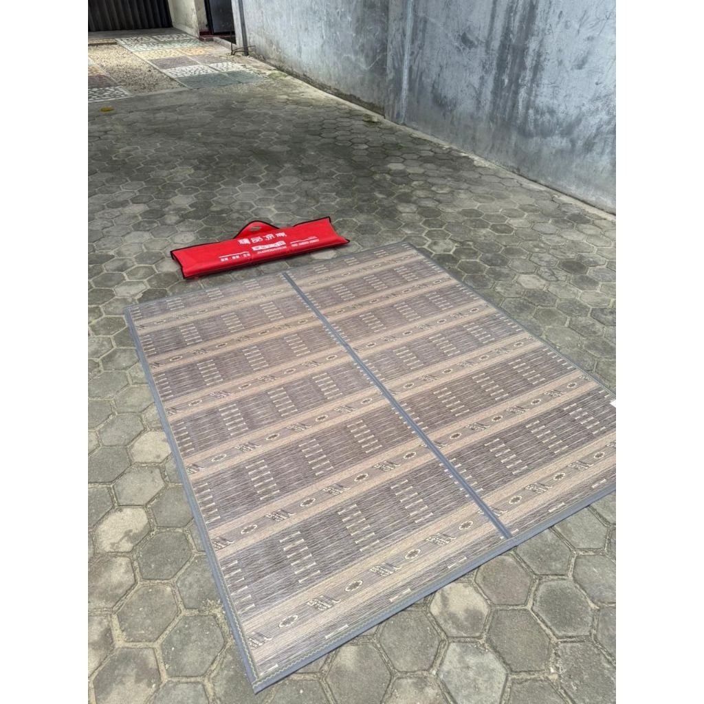 TIKAR BAMBU TATAMI chinaUk 180x200

Promo RR bisa COD instan