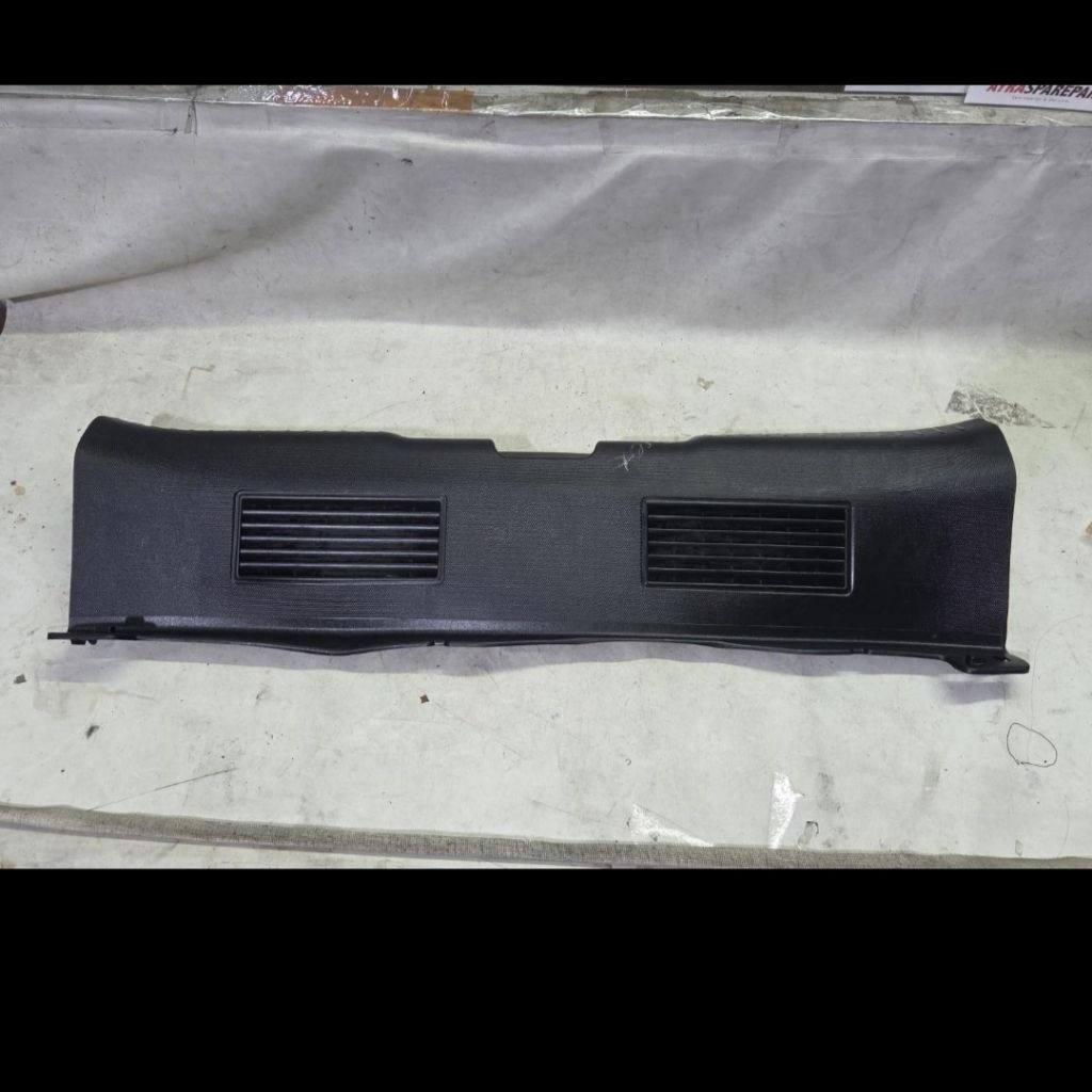 Panel trim cover doorlock bagasi belakang honda jazz gd3 idsi vtec 2003 - 2007