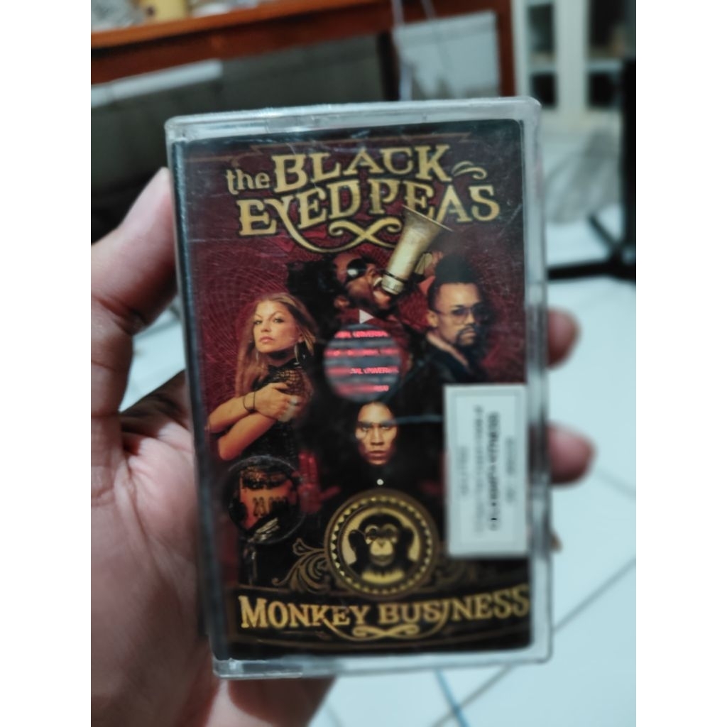 Kaset Black Eyed Peas - Monkey Business