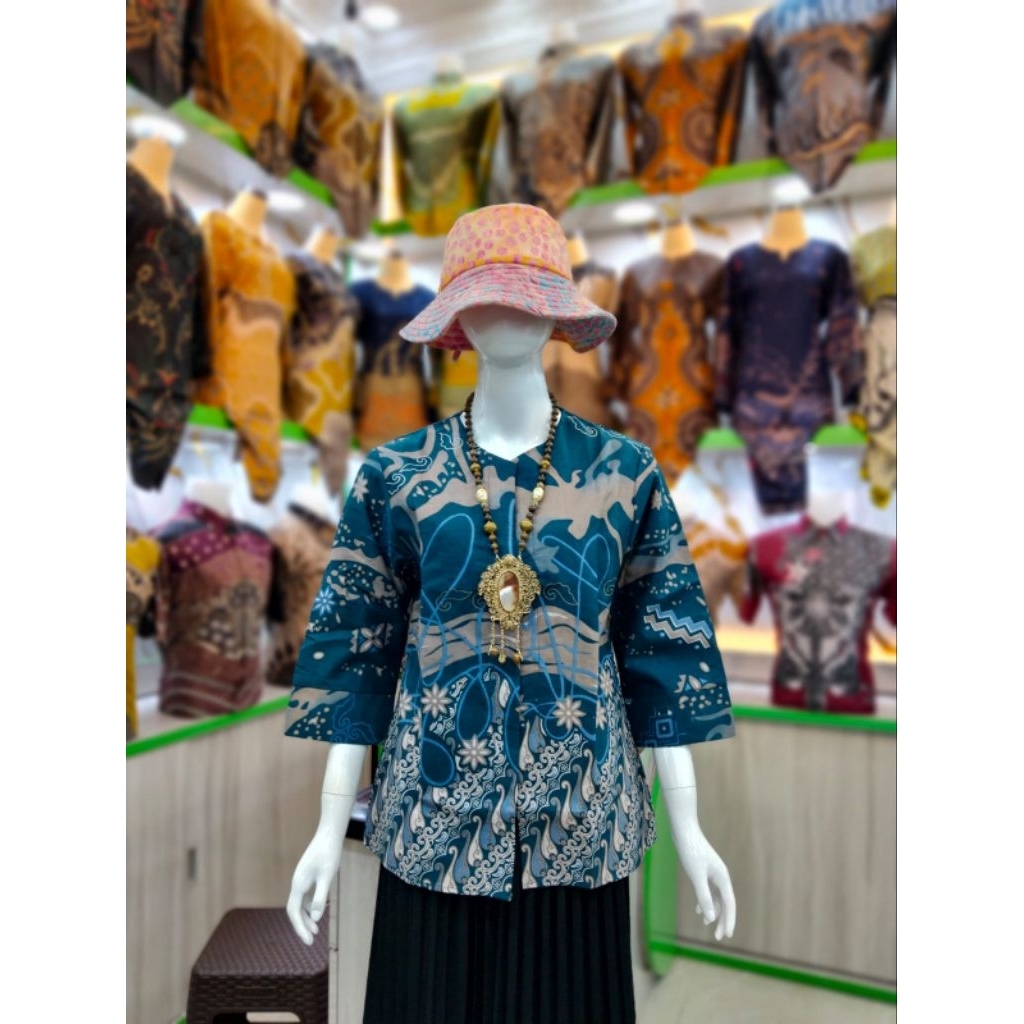 Blouse Batik Atasan Wanita QistinaBatik bahan katun halus model kancing depan lapis full furing trik