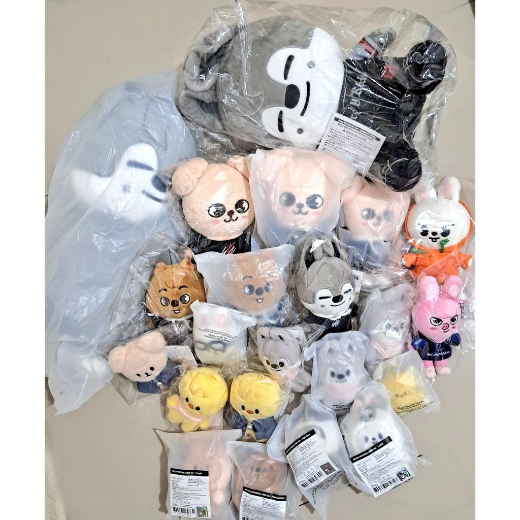 ready stock skzoo plush official dominate celebrate magnet lying 10cm 15cm 20cm wolfchan leebit quok