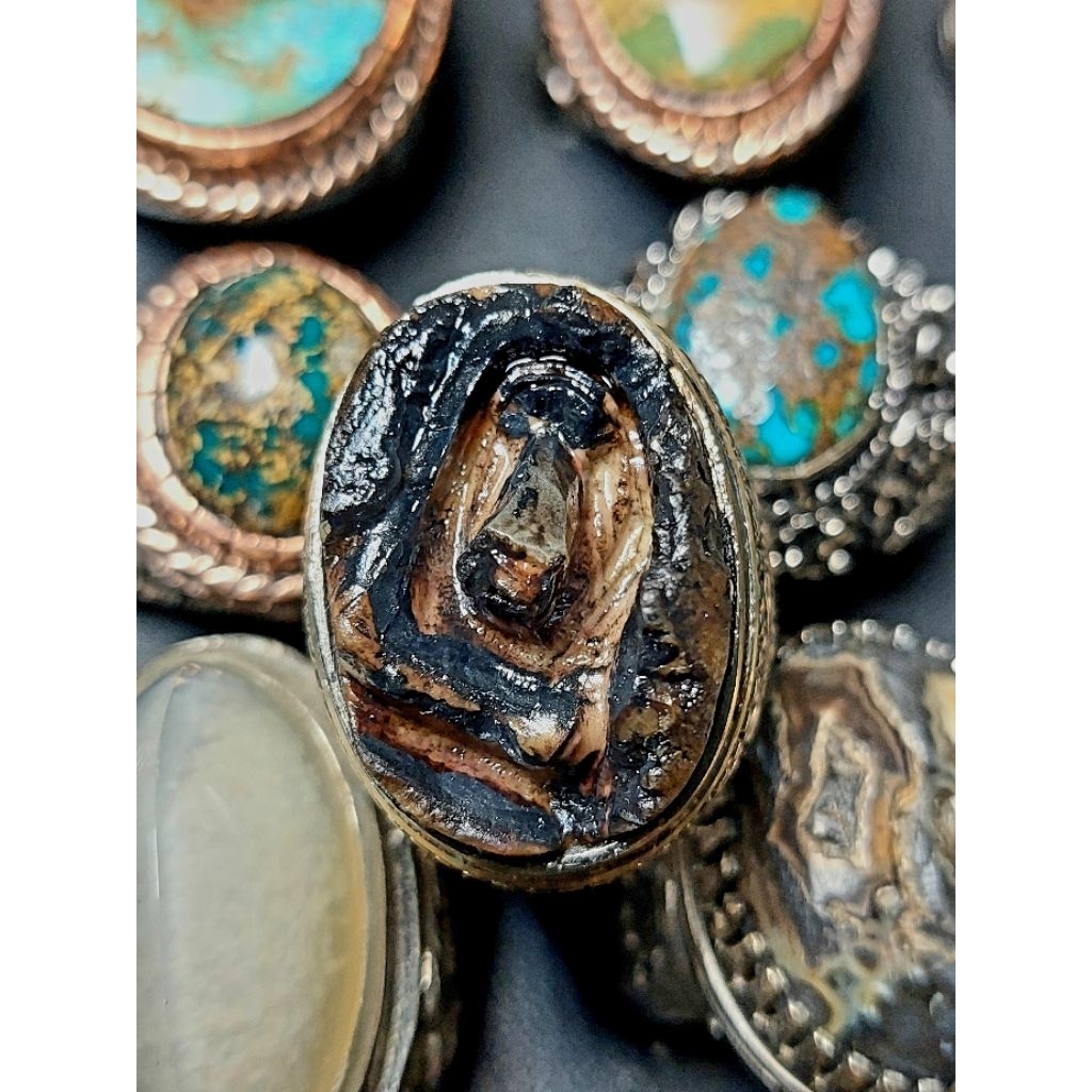 Batu Akik Sakral Unik Antik