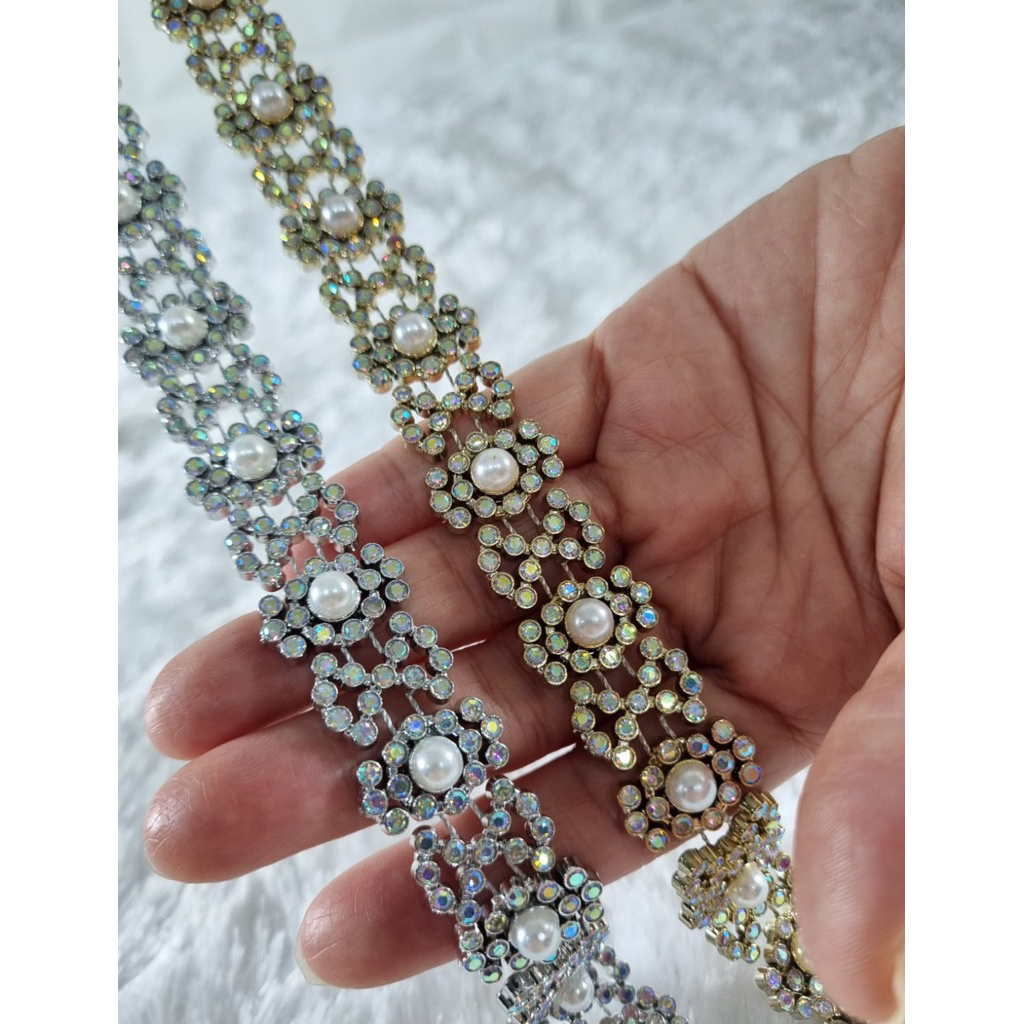 Aplikasi Payet Diamond Mutiara Kepang/ Aksesoris Renda Payet Bahan Dasar Plastik