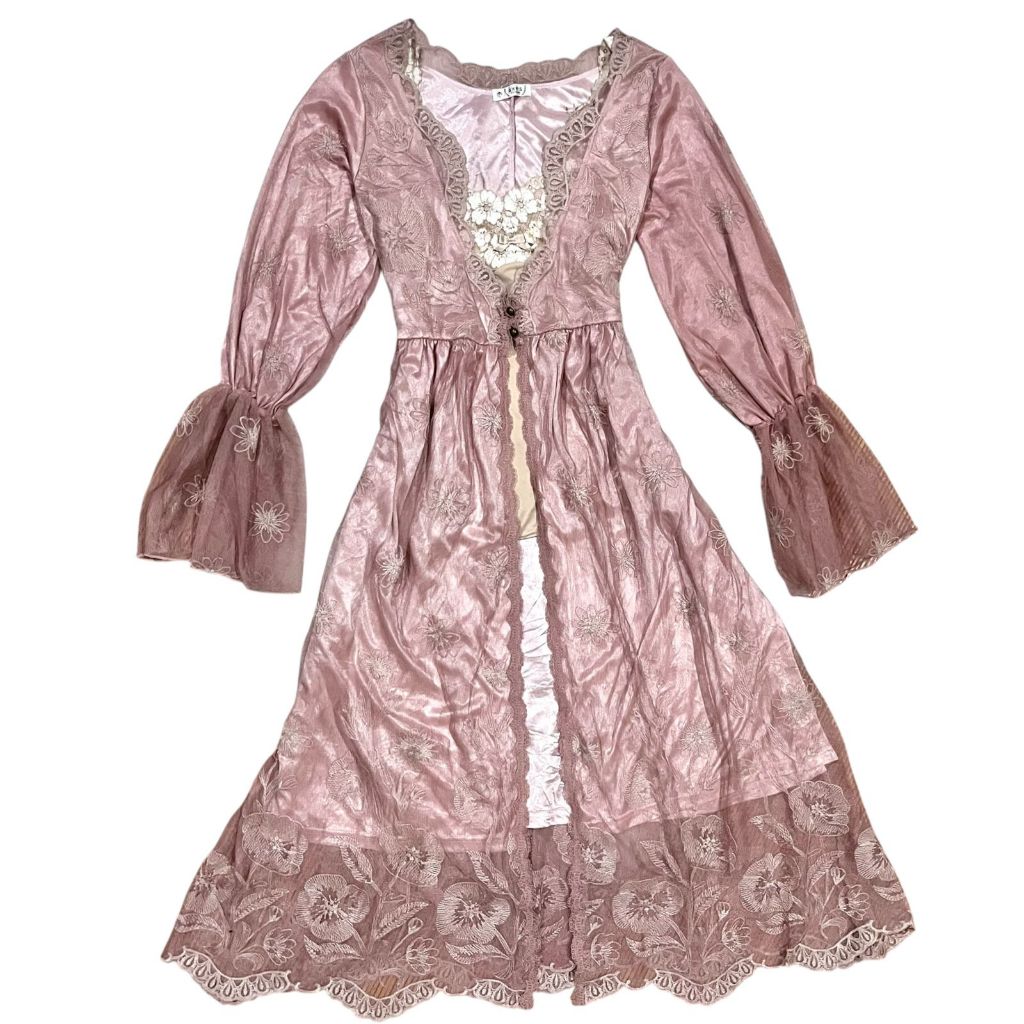 Axes Femme Princess Embriodered Lace V Neck Puffy Fairycore Whimsical Long Outer | Pink Babydoll dol