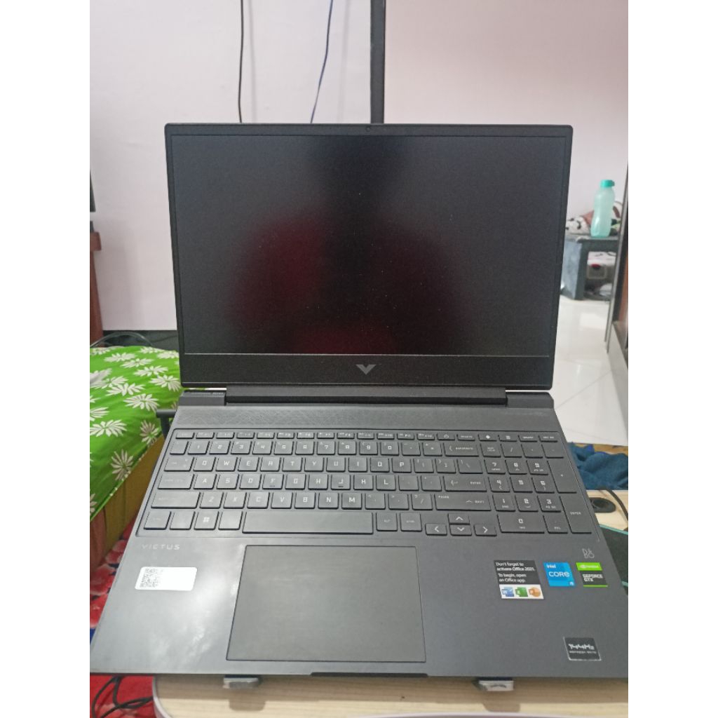 HP Victus 15 fa0116tx