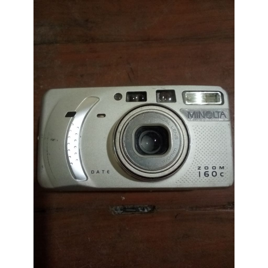 camera analog Minolta zoom 160C/gambling