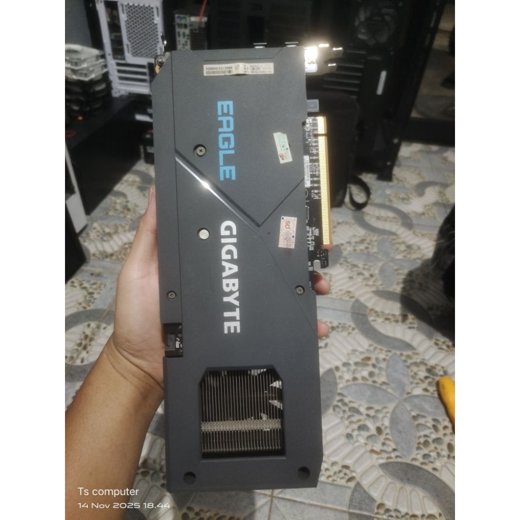vga rx 6650xt gigabyte garansi on