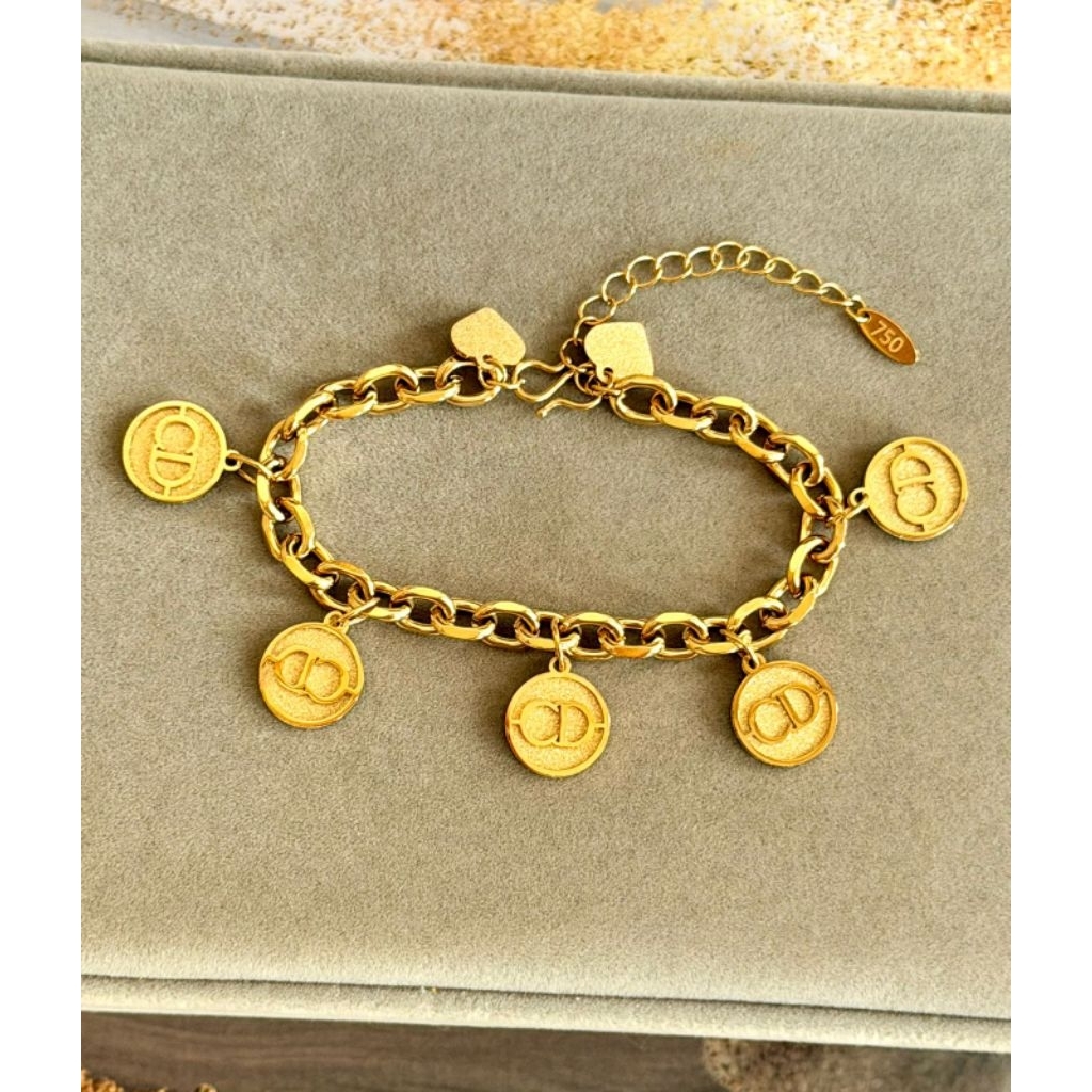 GELANG TANGAN RANTAI CD TITANIUM WARNA GOLD