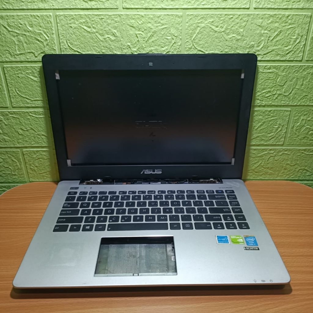 Kesing Case Casing Laptop Asus A451L