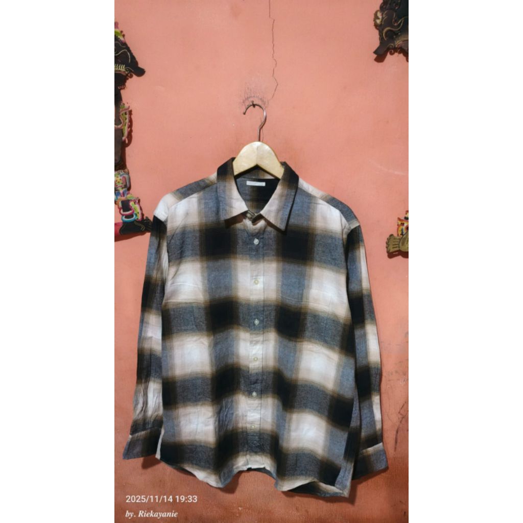 flanel GU UNIQLO veterano size M