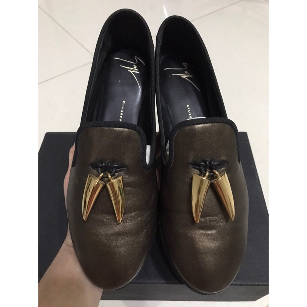 Sepatu Giuseppe Zanotti like new