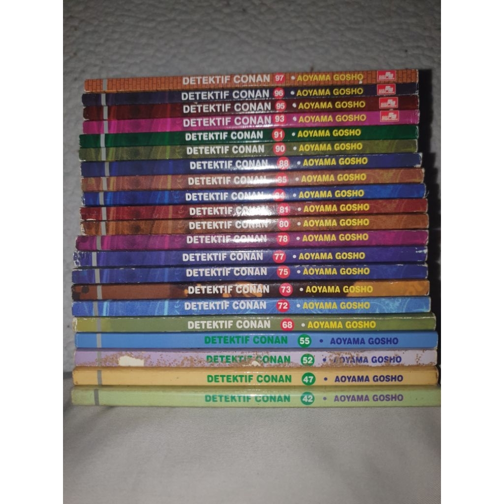 KOMIK DETEKTIF / DETECTIVE CONAN LENGKAP VOL 40-100, MASIH MULUS DAN RAPI