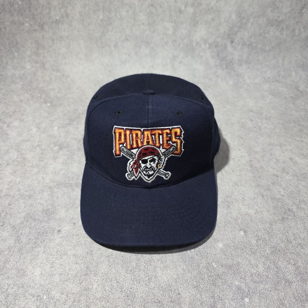 TOPI VINTAGE MLB PITTSBURGH PIRATES SNAPBACK HATS BY SPORTS SPECIALTIES
