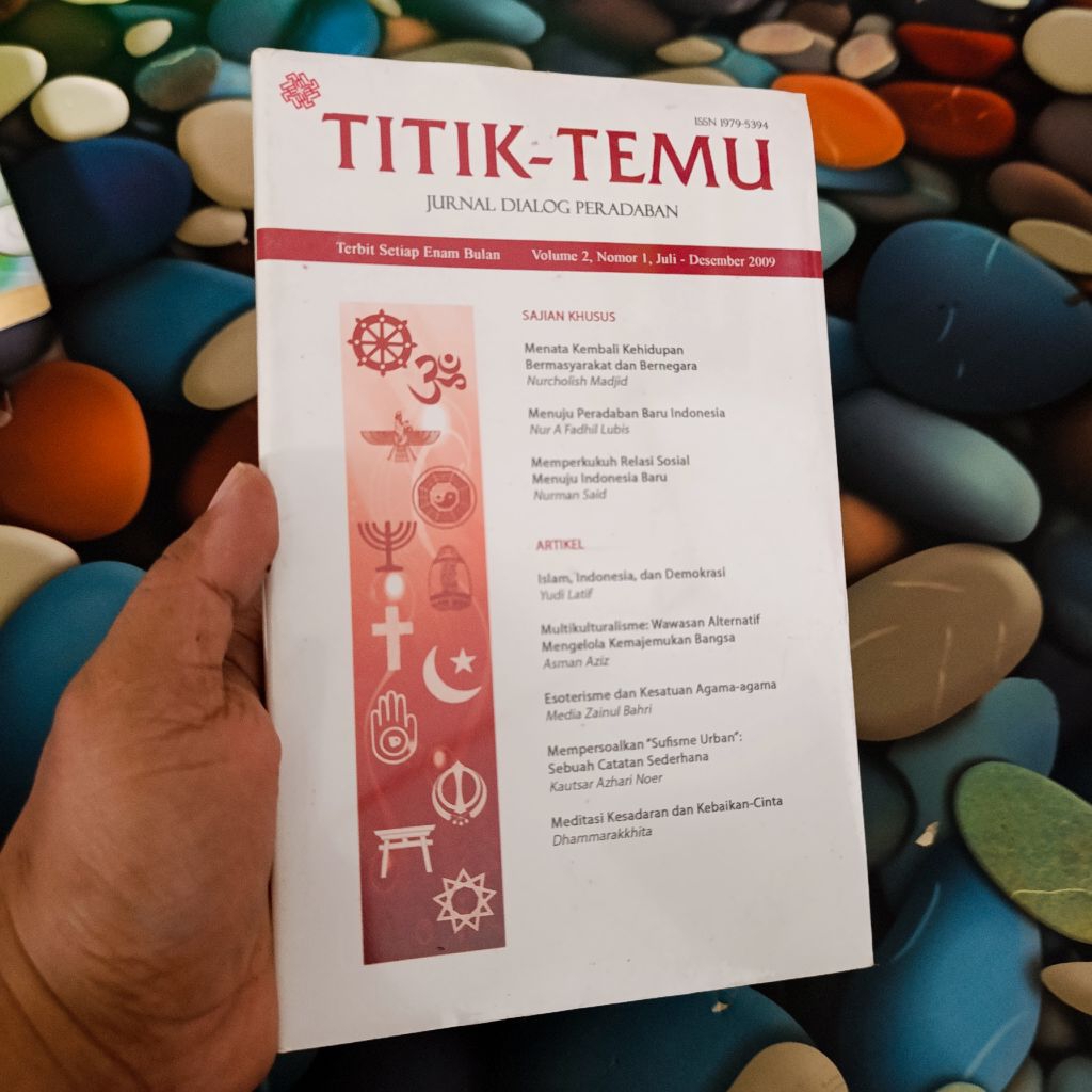 jurnal titik temu vol. 2 nomer 1 juli - desember 2009 Nurcholish Madjid dkk
