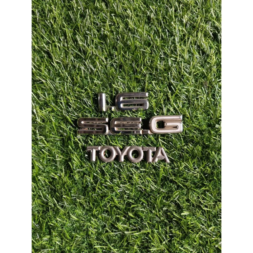 Emblem great corolla