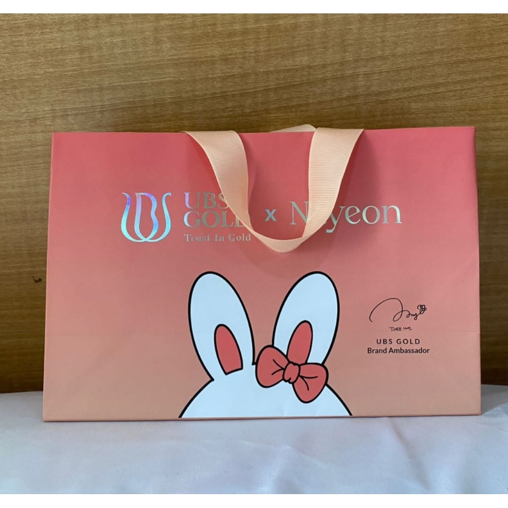 Paperbag UBS / UBS Nayeon