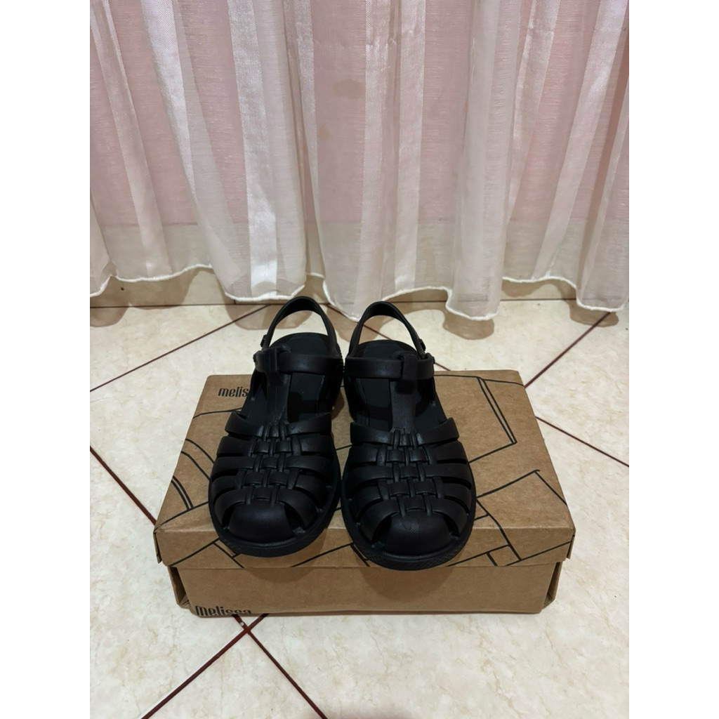 melissa free possession hitam black