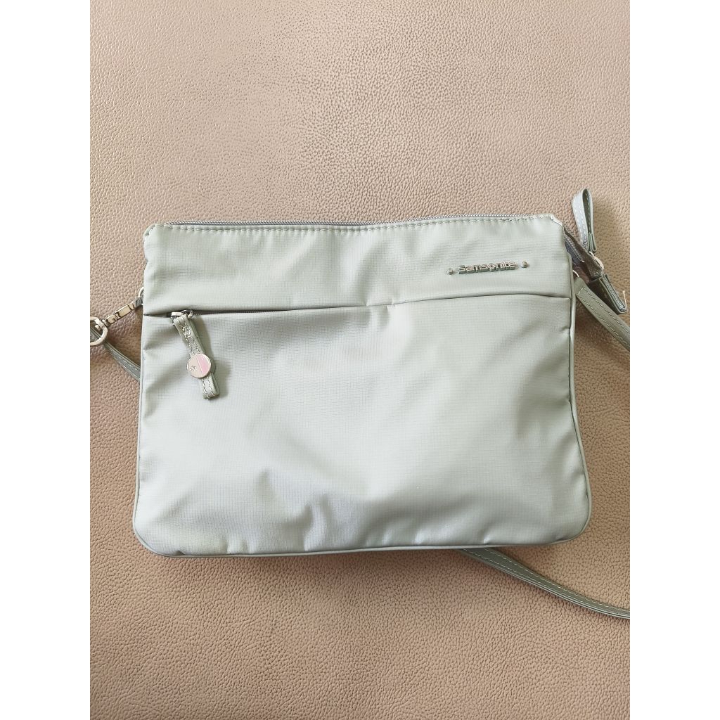 Tas Bahu Selempang Wanita SAMSONITE original, MULUS, Bersih, Preloved