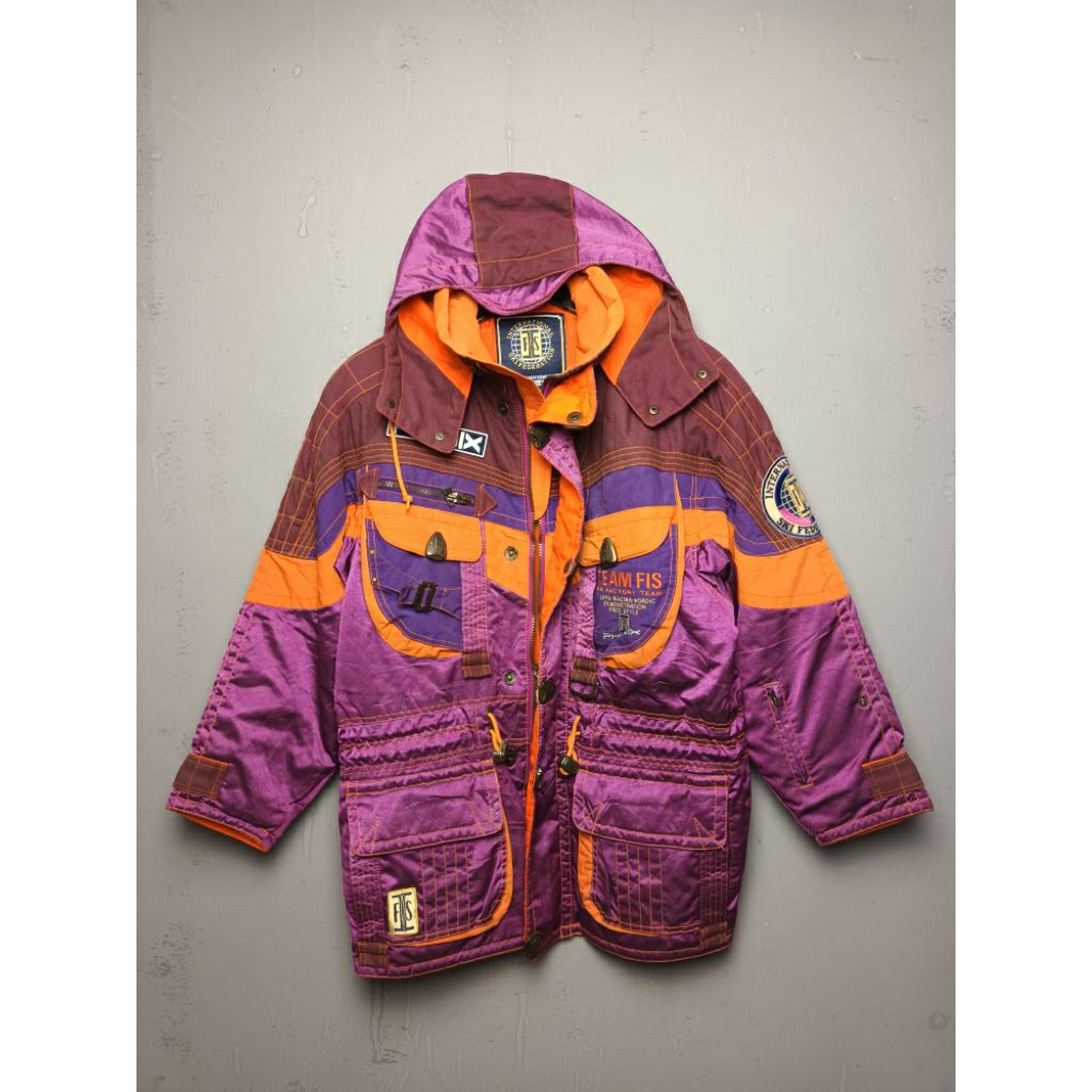 SNOWBOARD JACKET