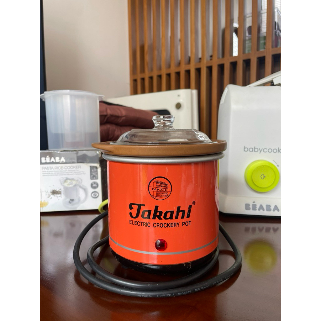 Takahi slowcooker