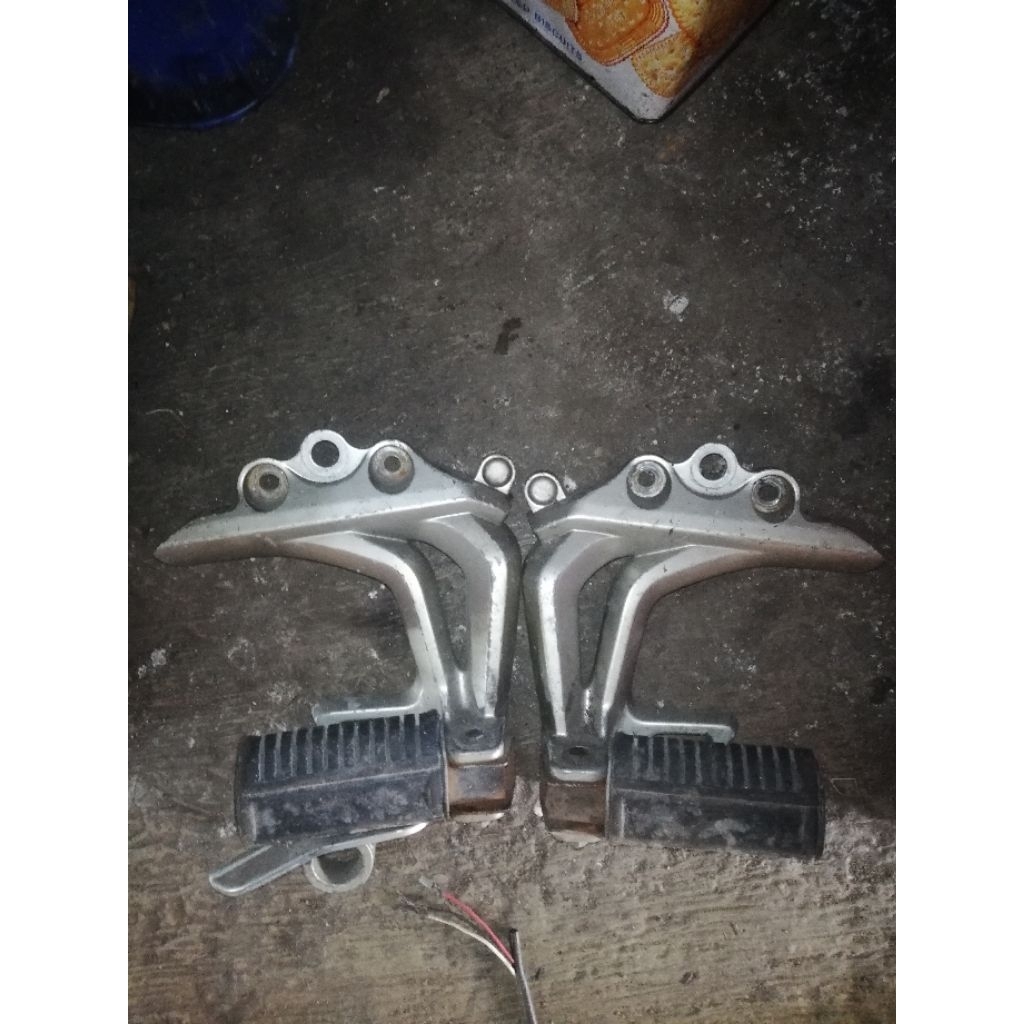 Foot Step Belakang Jupiter z1 Robot