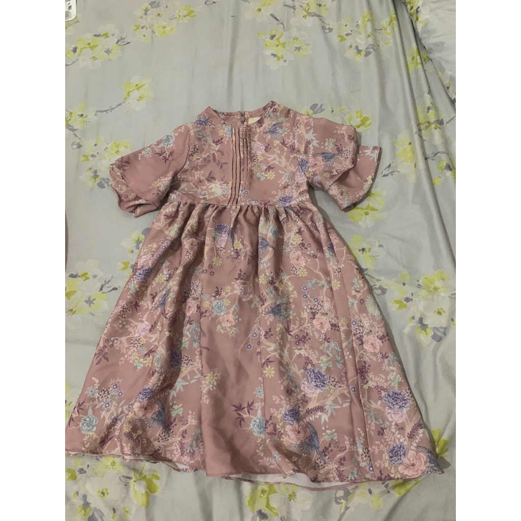 preloved dress klamby anak | dress klamby anak| dress klamby | wearing klamby| ornella dress girl ha