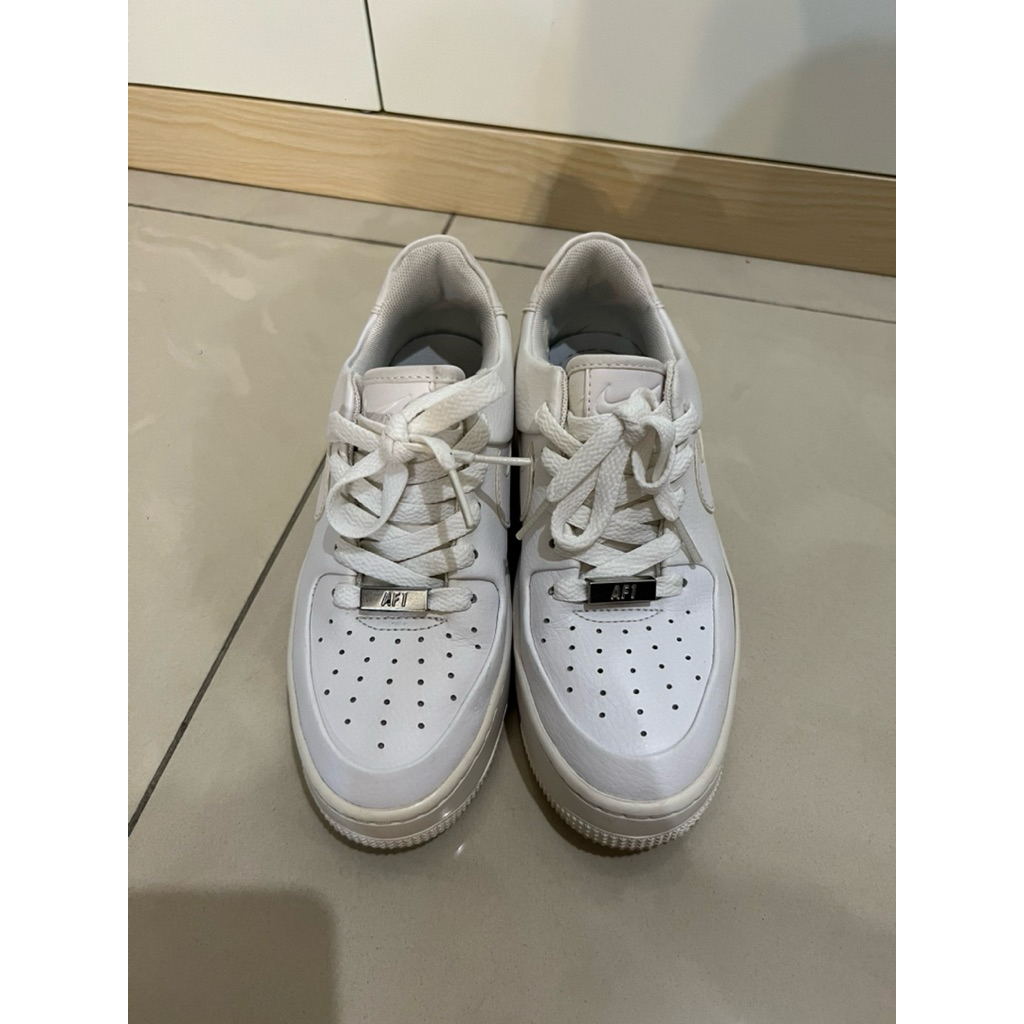 Preloved Original Nike Air Force 1 Sage Low Womens Triple White Platform shoe