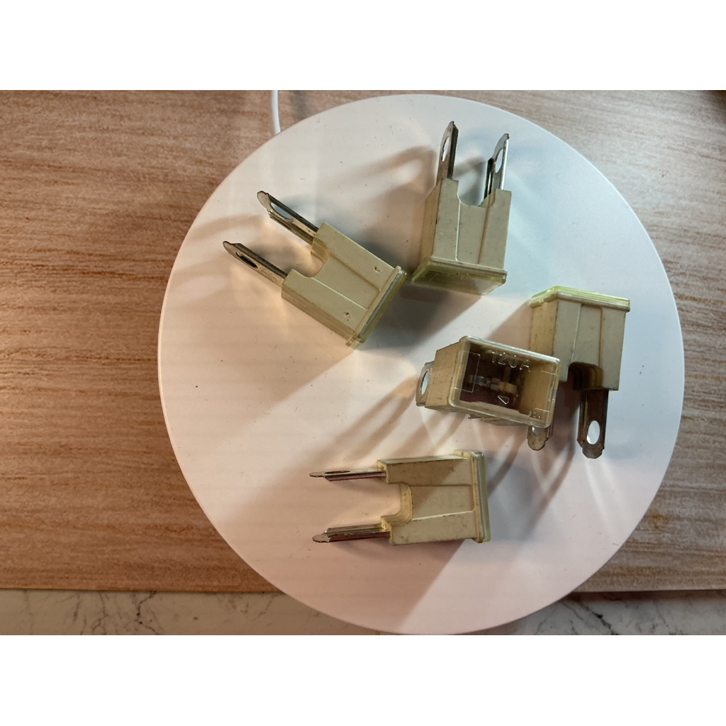 Sekring pusat /sekring induk /central fuse cowok besar 120Ampere