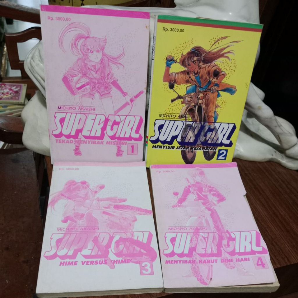 KOMIK SUPER GIRL