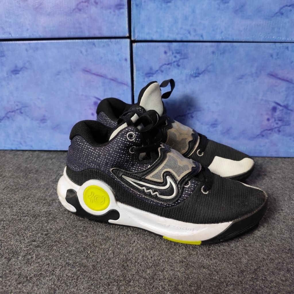 Sepatu Basket Kd Trye 5
