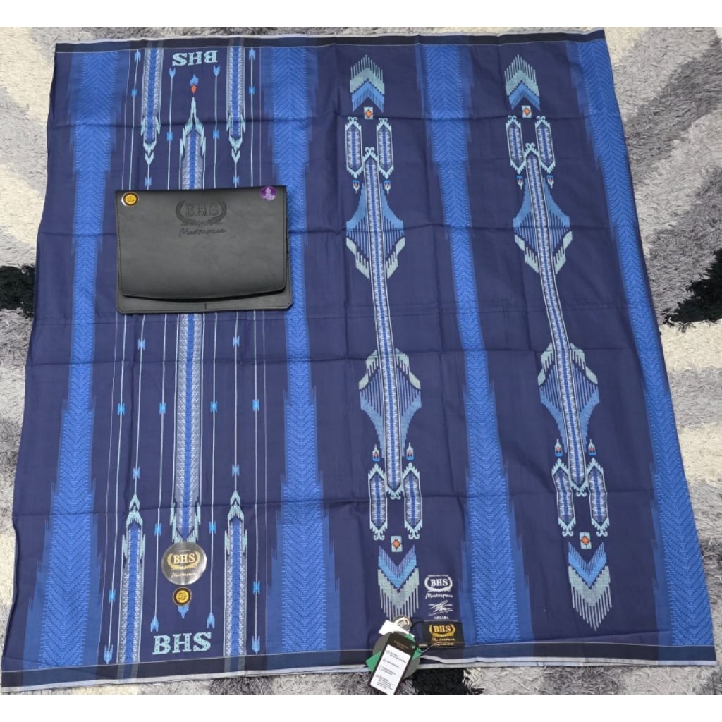 Sarung BHS Masterpiece MS Motif SGF GOLD 02