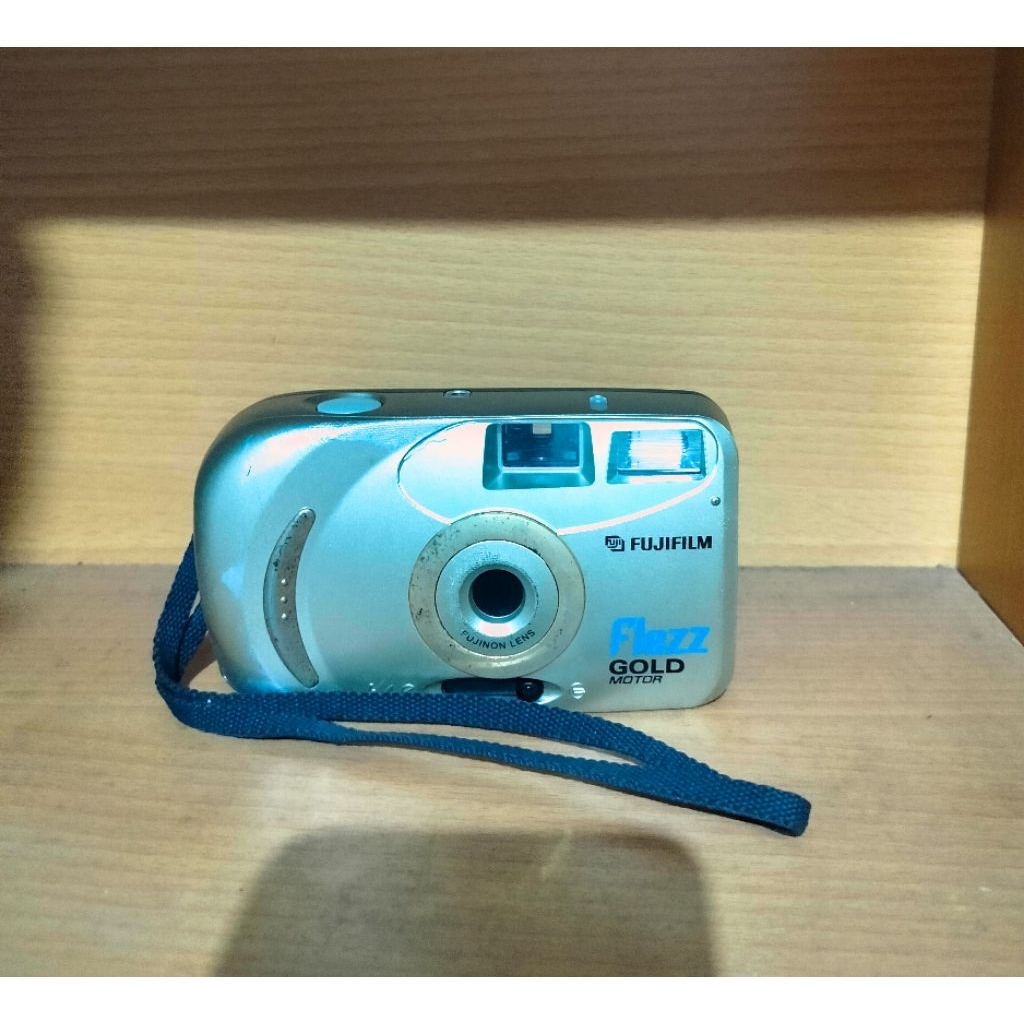 kamera analog Fujifilm flash display