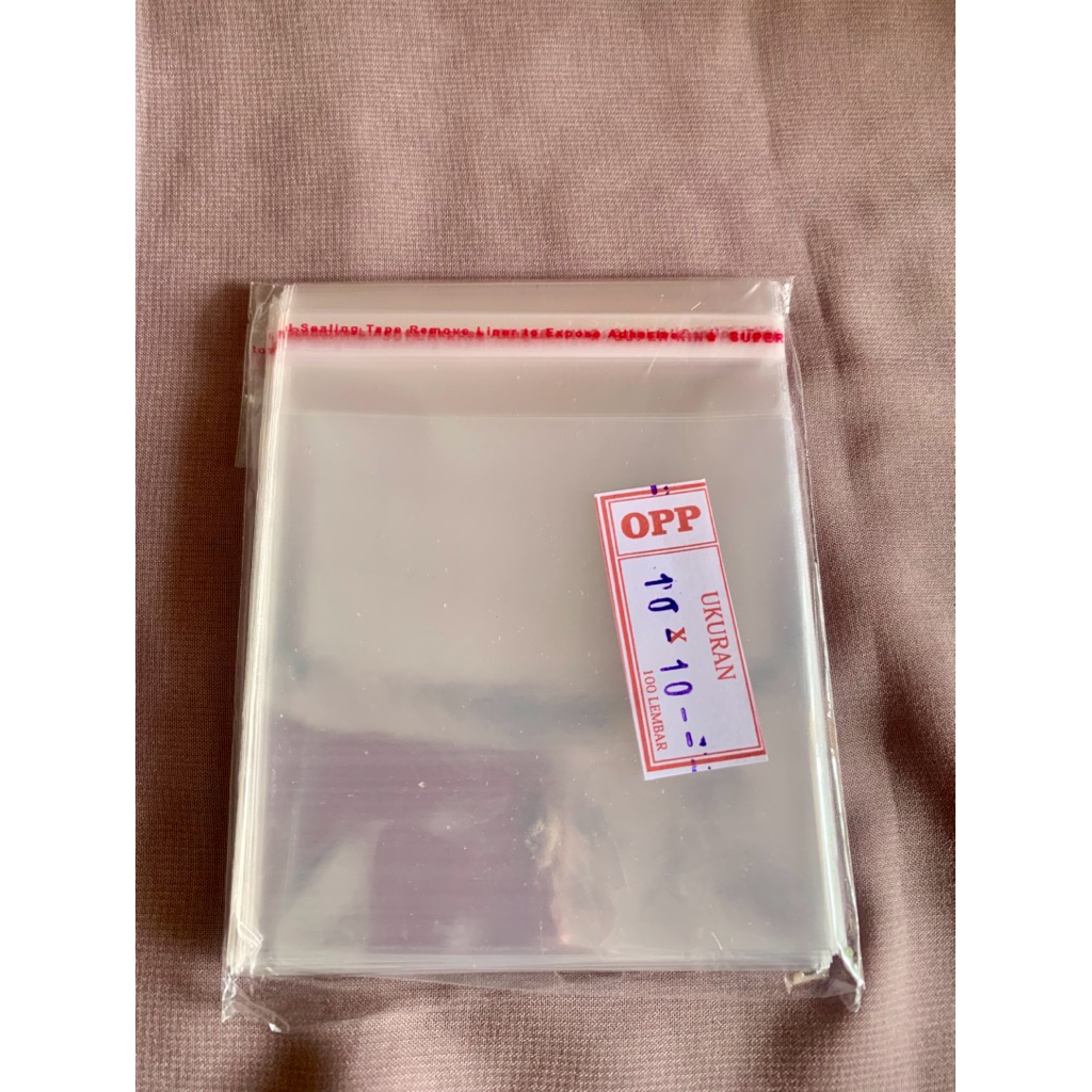 Plastik OPP Bening Uk. 10x10. Plastik OPP Lem Perekat Tebal 03. Plastik Kue/Souvenir/Aksesoris.