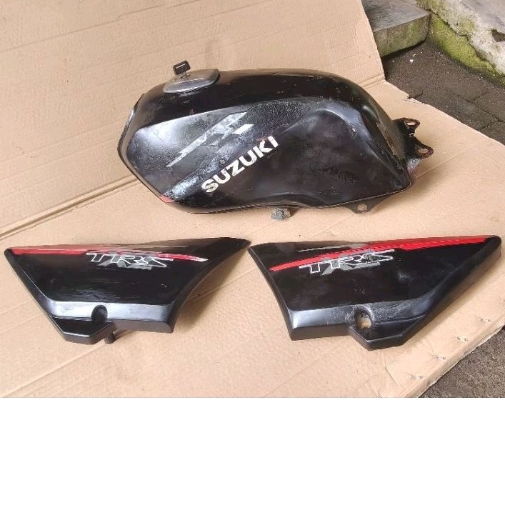 TENGKI TEPONG TUTUP AKI SUZUKI TRS118 KATANA TRZ X2 ORIGINAL LEPASAN