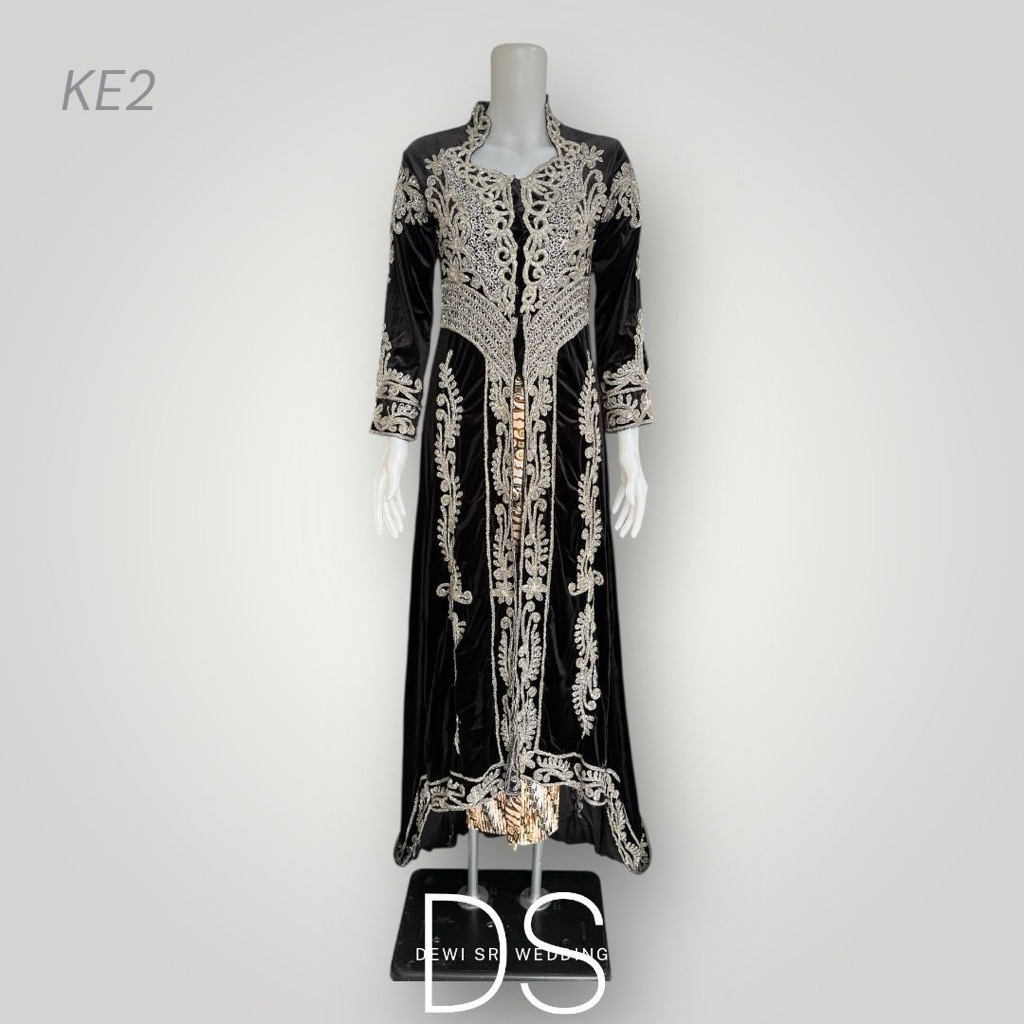 Baju pengantin bludru hitam payet silver