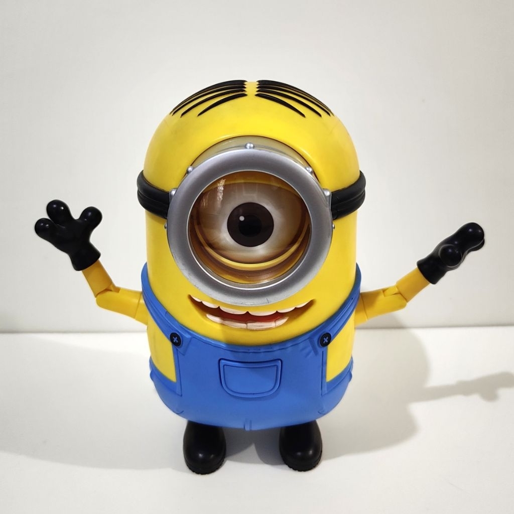 Mainan Minion Dancing Stuart – Sound Activated Original Thinkway Toys Loose Pack 20 cm
